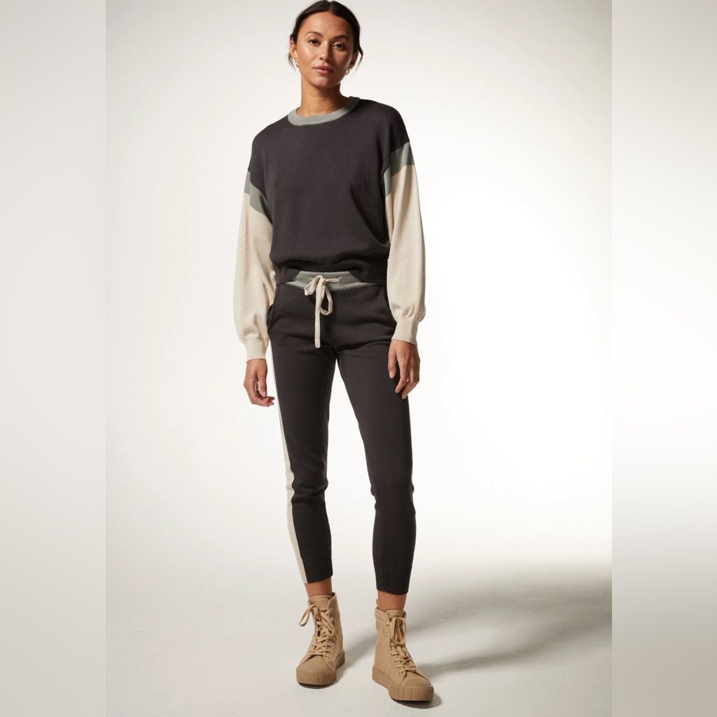 Monrow Relaxed Knit Sweater + Pants Set In Faded Black, Bone, & Gunmetal - Large